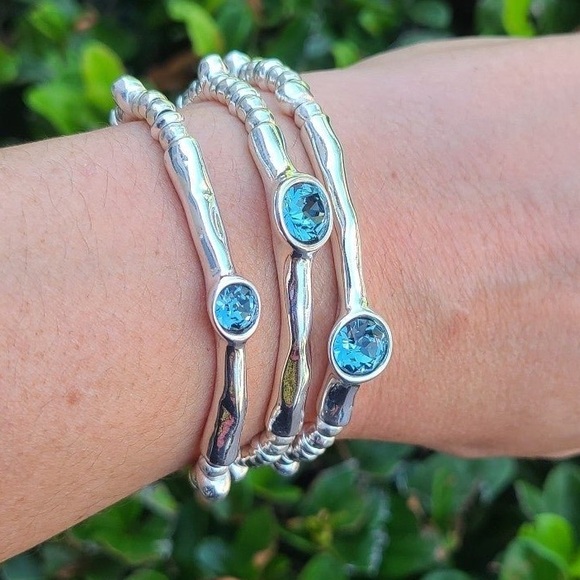 UNO de 50 Bracelet - DELIRIUM - Silver plated with Swarovski Blue Crystals - Picture 12 of 14